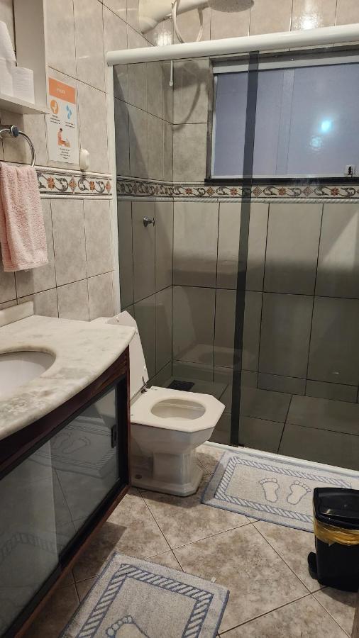Вилла Casa Aconchegante Com Piscina Парати Экстерьер фото